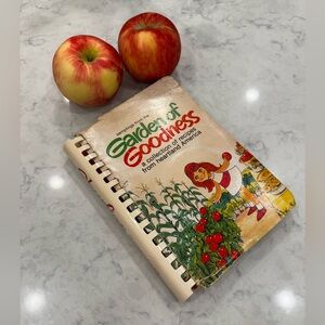 Vintage 1976 Shurfine Garden of Goodness Cookbook Retro Spiral Recipe Book